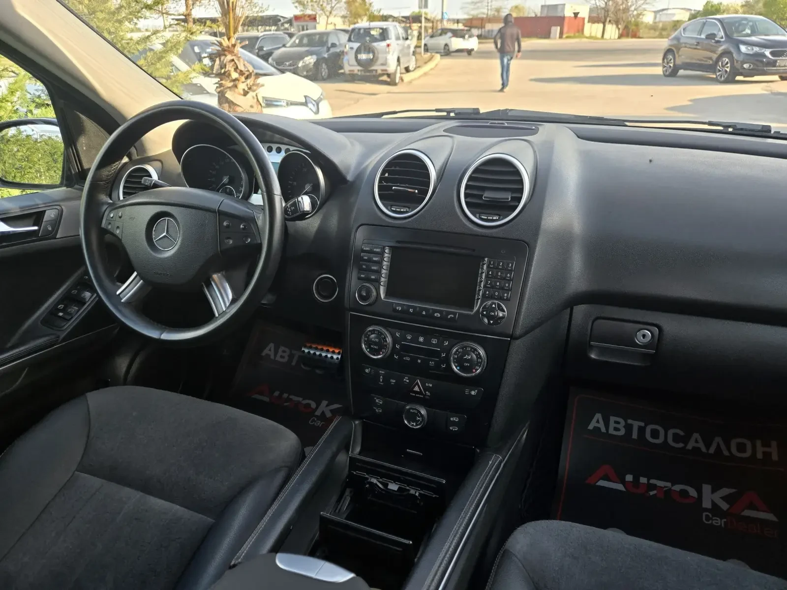 Mercedes-Benz ML 320 3.0CDI-224кс= OFFROAD PACK= ШИБЕДАХ= ПОДГРЕВ, снимка 12 - Автомобили и джипове - 54230578