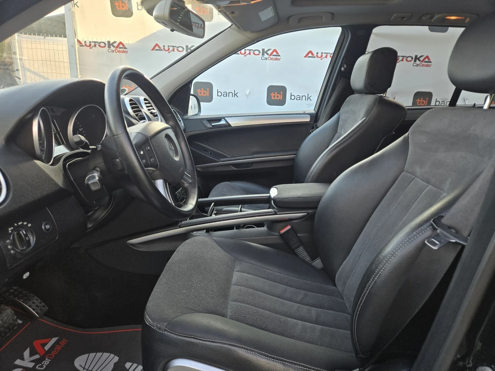 Mercedes-Benz ML 320 3.0CDI-224кс= OFFROAD PACK= ШИБЕДАХ= ПОДГРЕВ, снимка 7 - Автомобили и джипове - 54230578