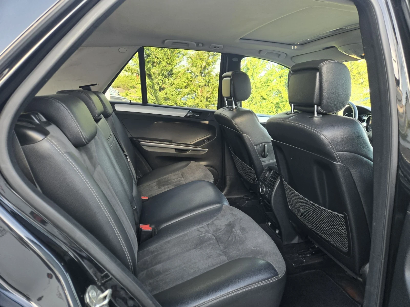 Mercedes-Benz ML 320 3.0CDI-224кс= OFFROAD PACK= ШИБЕДАХ= ПОДГРЕВ, снимка 13 - Автомобили и джипове - 54230578