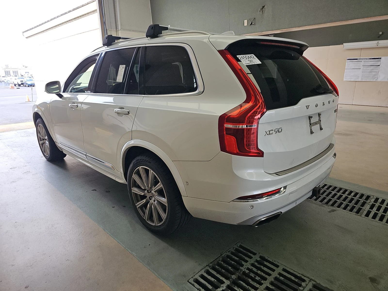 Volvo Xc90 T6* INSCRIPTION* ДИГИТАЛНО* ТАБЛО* ОБДУХВАНЕ* МАСА, снимка 4 - Автомобили и джипове - 54427488