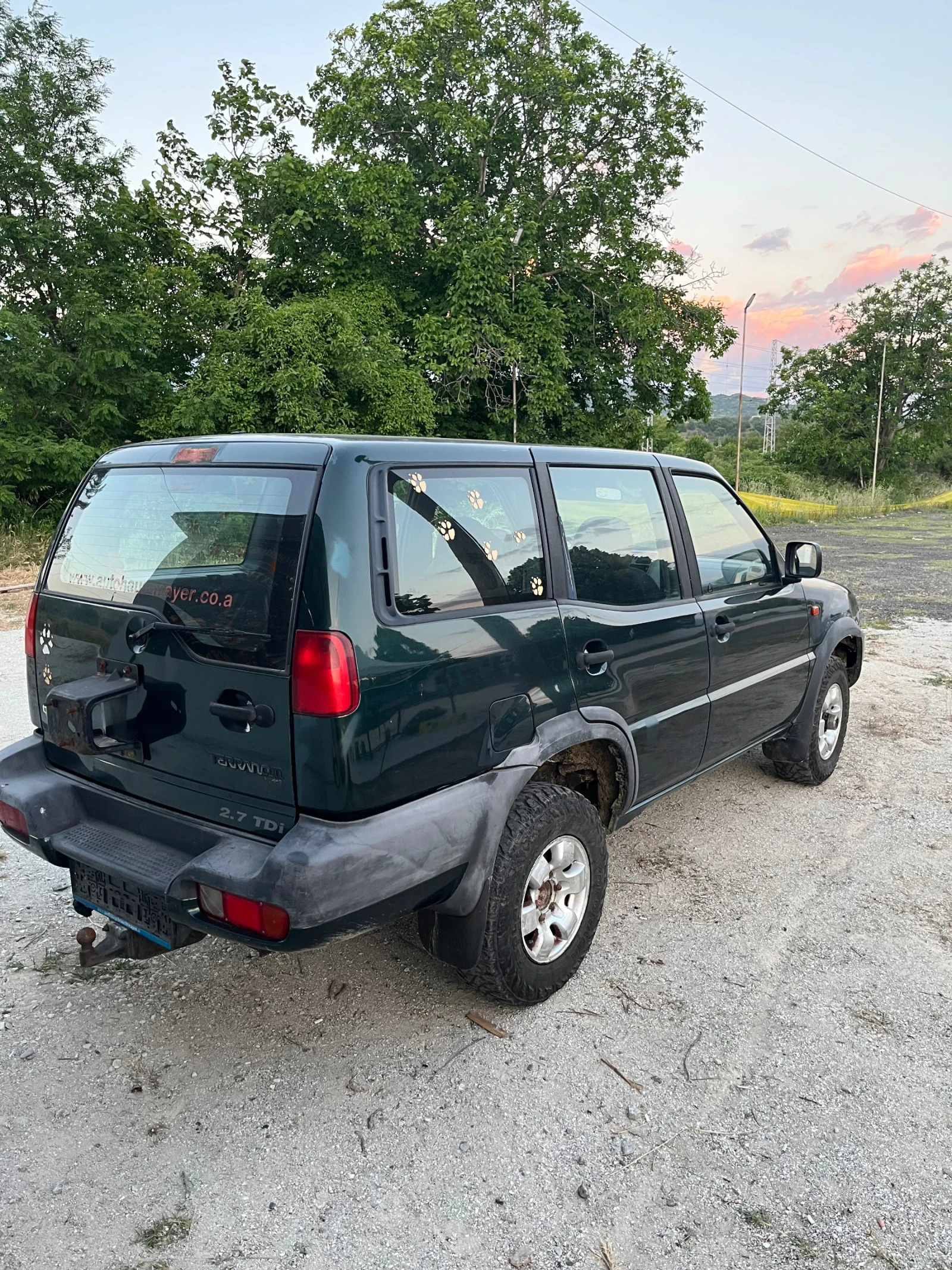 Nissan Terrano, снимка 5 - Автомобили и джипове - 54684039