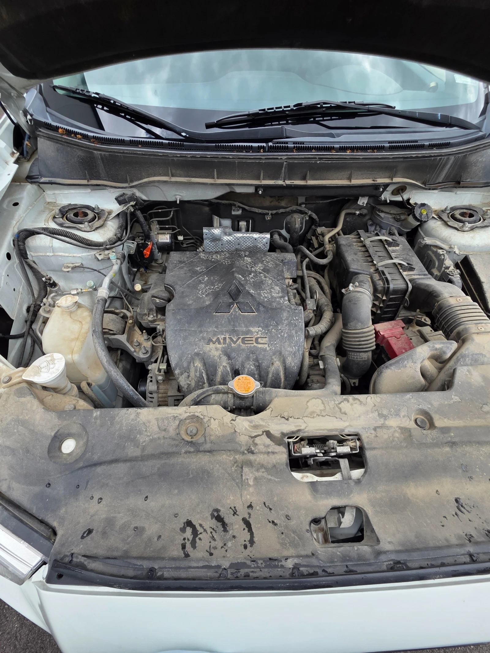 Mitsubishi ASX 1.6, снимка 14 - Автомобили и джипове - 54892963