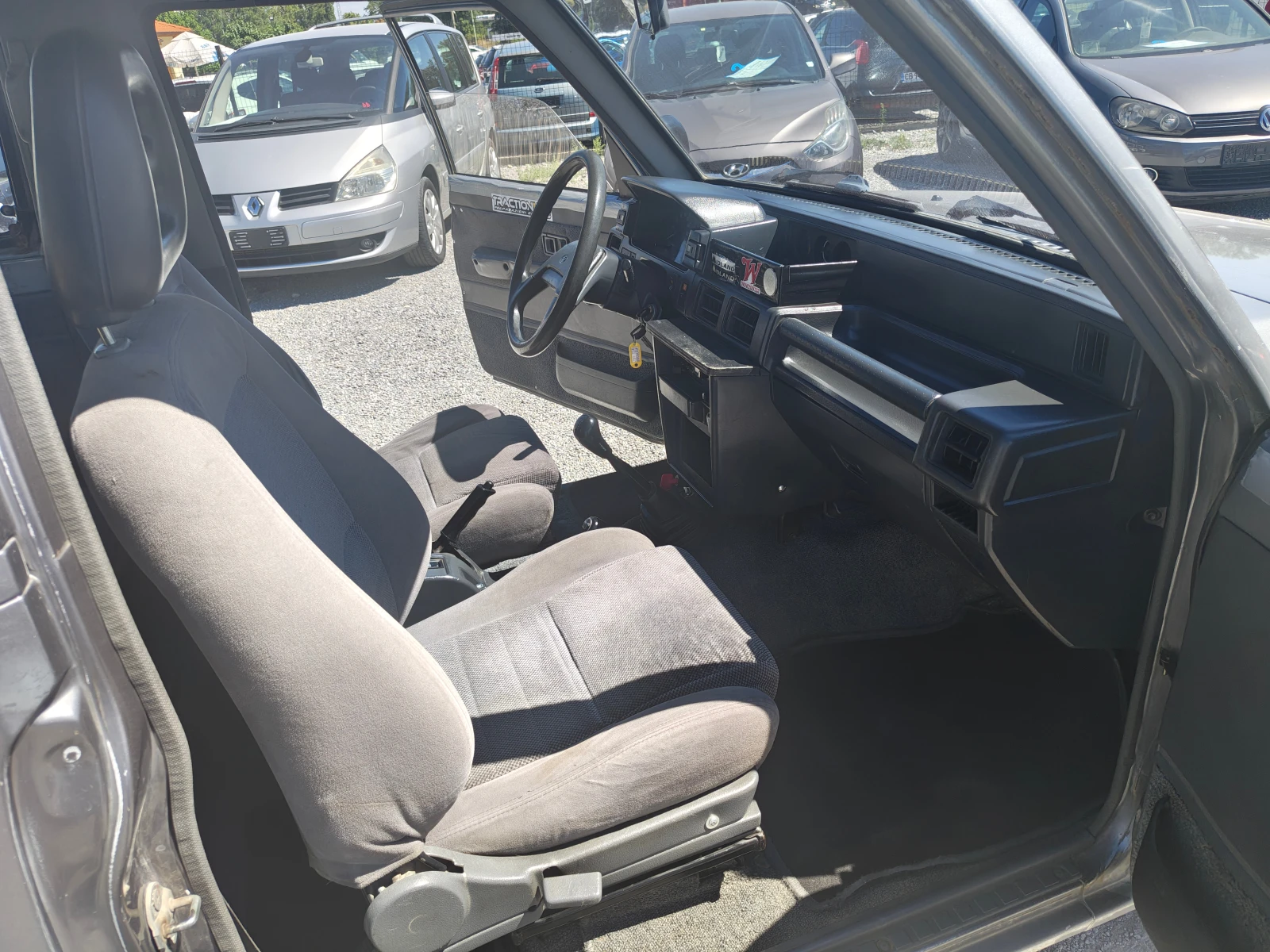 Daihatsu Feroza 1.6 Газ, снимка 12 - Автомобили и джипове - 55725555