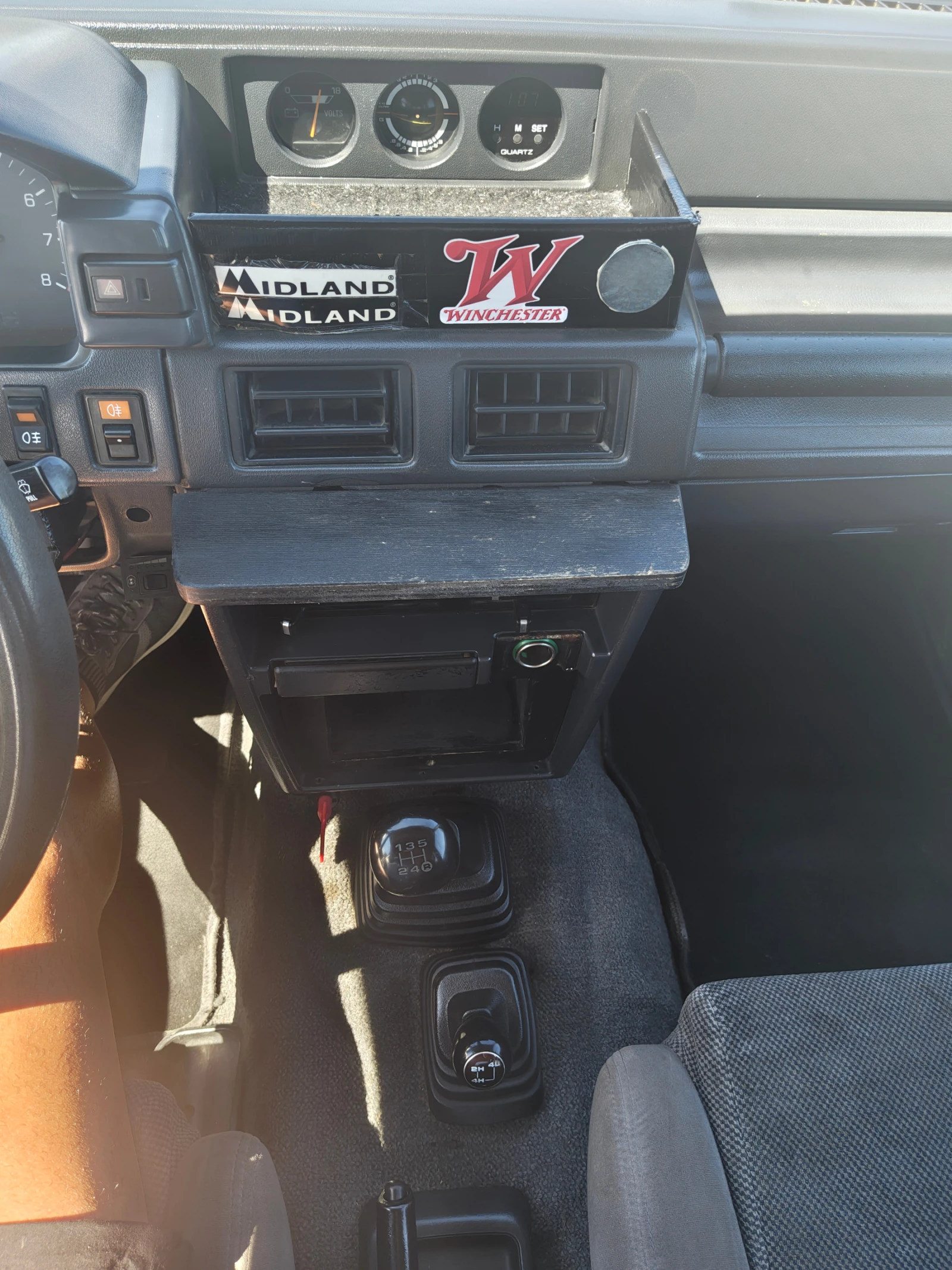 Daihatsu Feroza 1.6 Газ, снимка 16 - Автомобили и джипове - 55725555