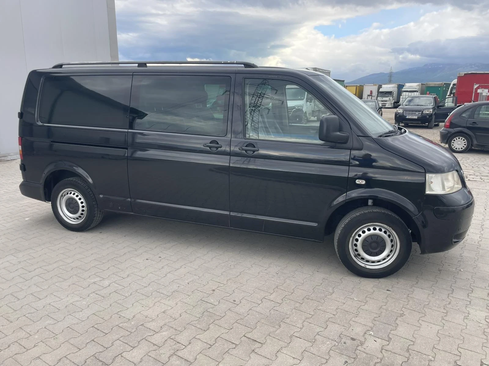 VW Transporter 2.5TDI/Автоматик/Навигация/5+ 1Места/174кс - изображение 4