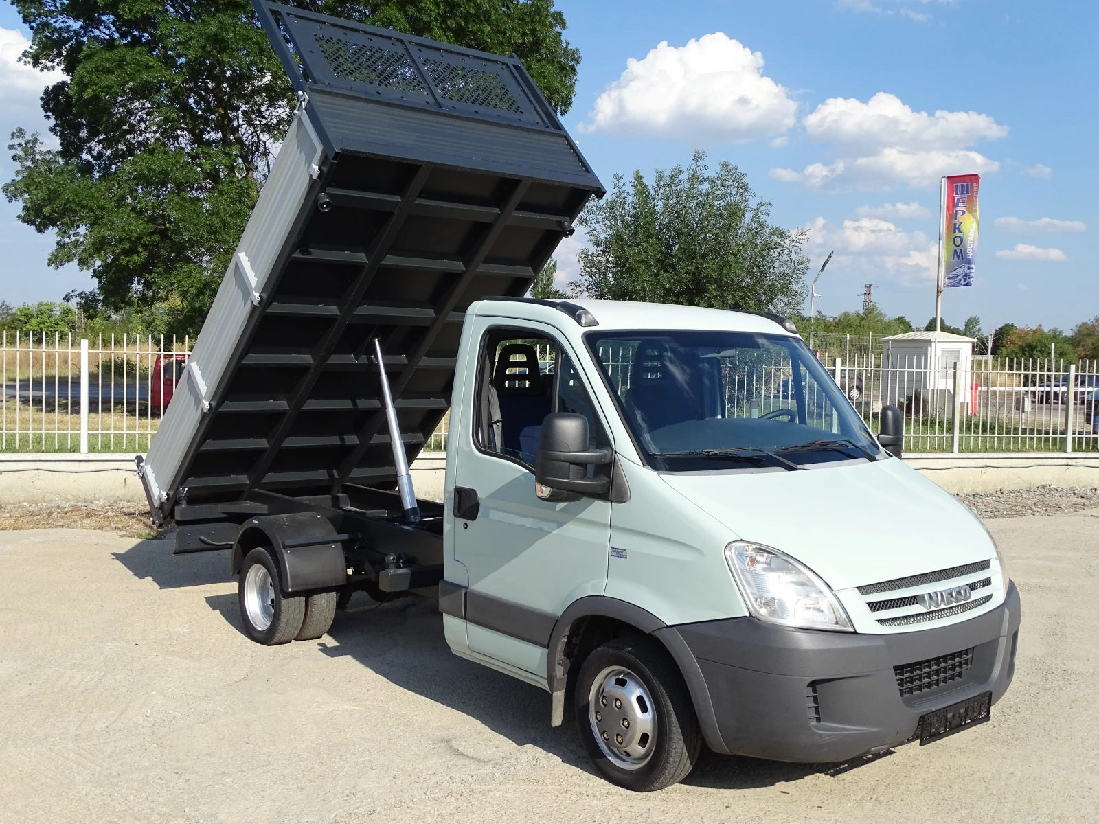 Iveco 35c18 ТРИСТРАНЕН САМОСВАЛ/ ВНОС ОТ ШВЕЙЦАРИЯ