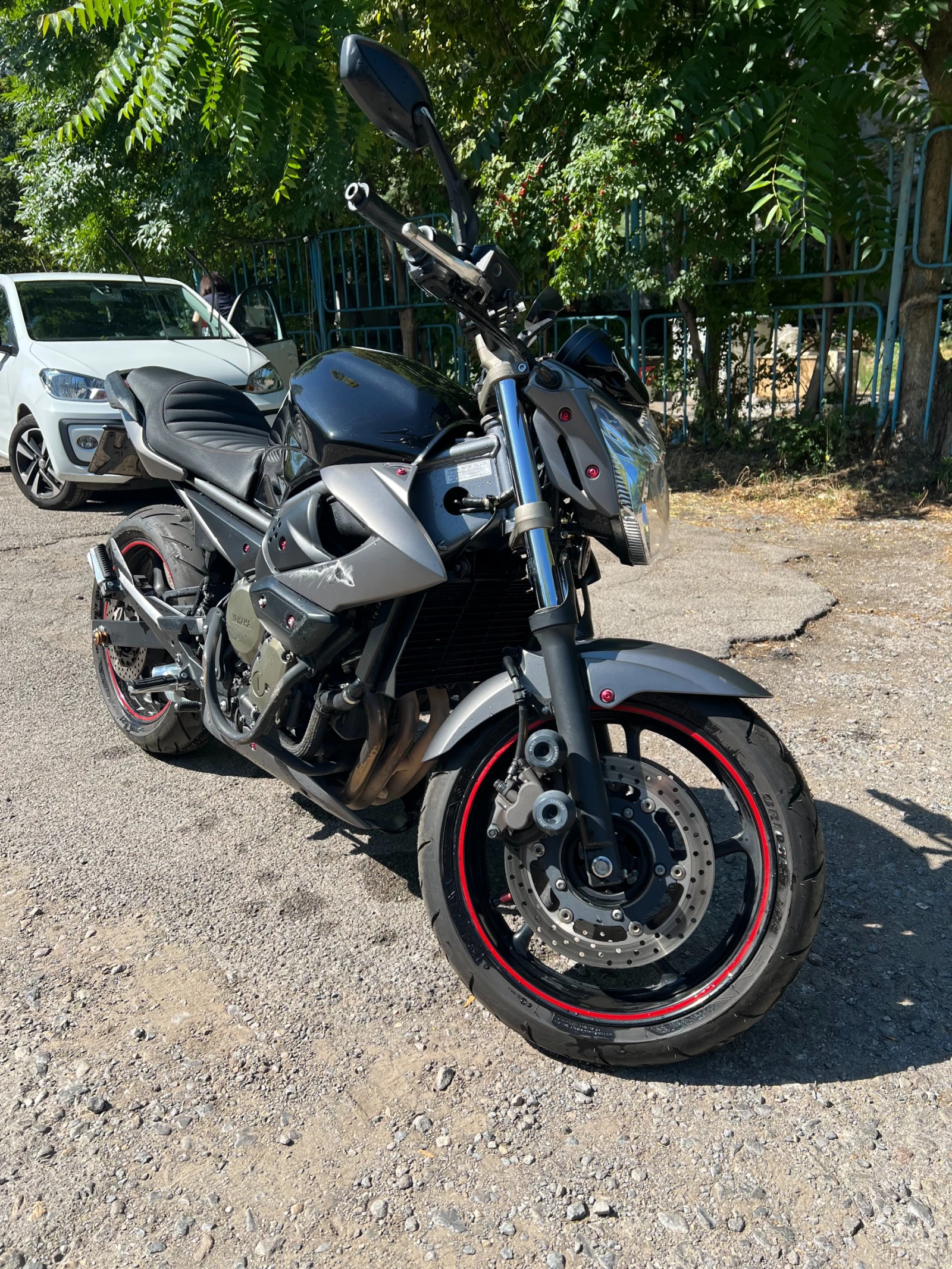 Yamaha XJ6