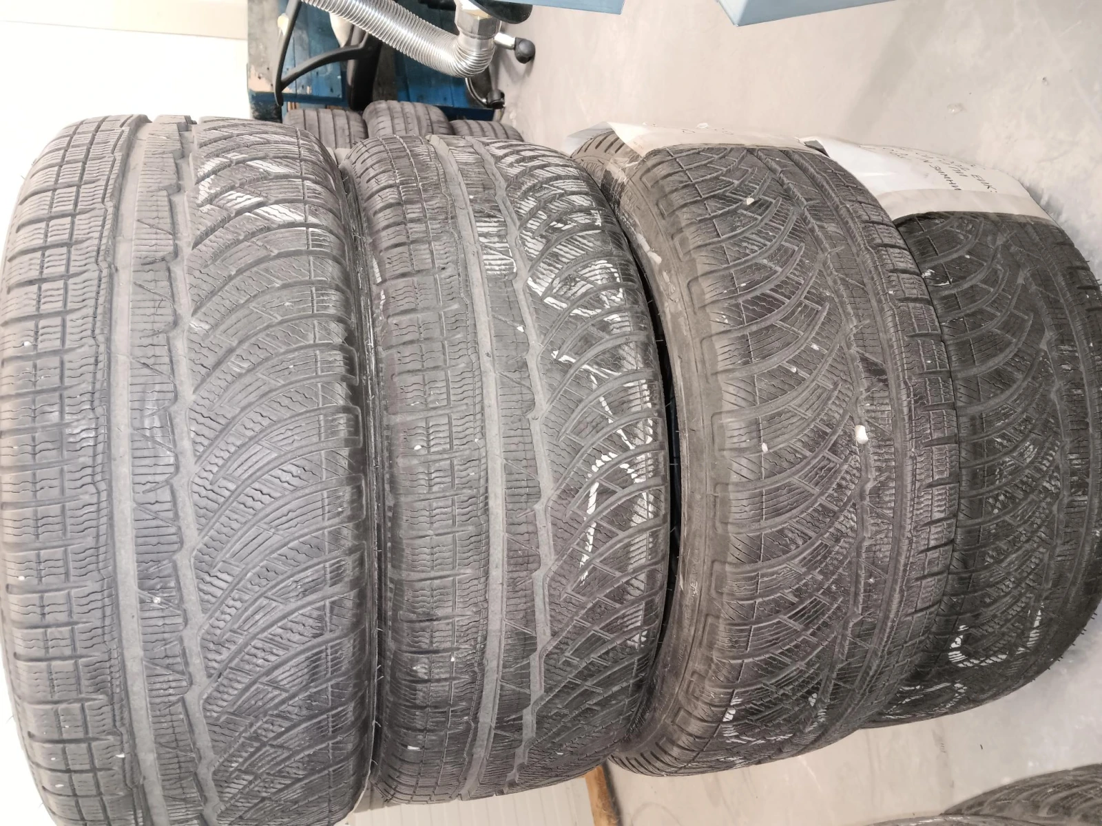 ���� 225/45R18 | Mobile.bg � ����������� 1