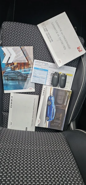 Kia Ceed 1.6 Mild hybrid  2022 Нави Камера Германия , снимка 17