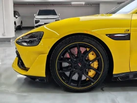 Xiaomi SU7 Ultra, снимка 8