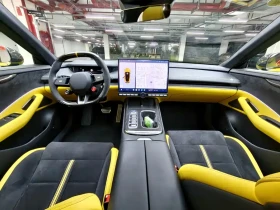 Xiaomi SU7 Ultra, снимка 13