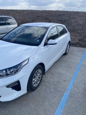 Kia Ceed 1.0T - 6800 € / 13299.64 лв. - 41208795 2