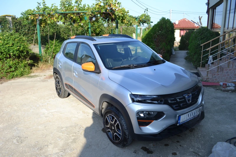 Dacia Spring, снимка 1 - Автомобили и джипове - 47523073