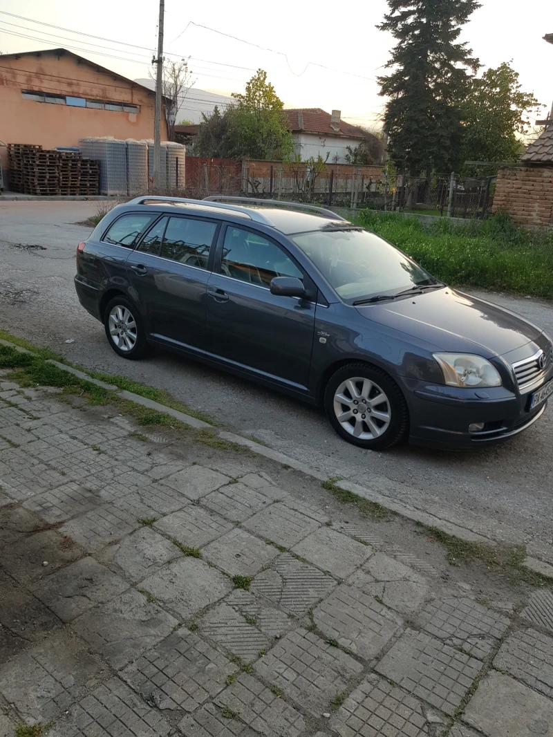 Toyota Avensis 2.2DCAT, снимка 6 - Автомобили и джипове - 47335344