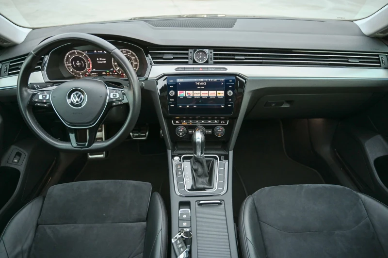 VW Arteon * Digital Cockpit * Panorama* Germany , снимка 14 - Автомобили и джипове - 48076428