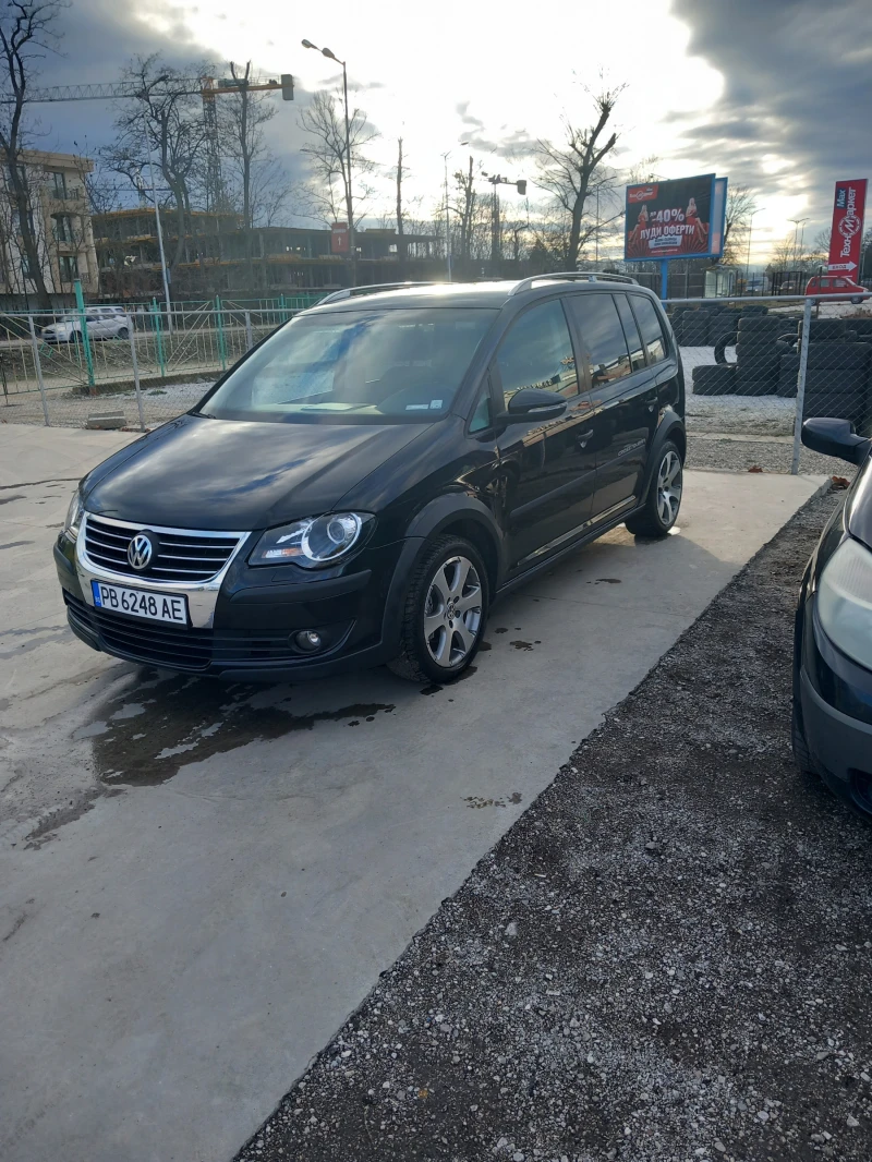 VW Touran, снимка 7 - Автомобили и джипове - 48552266