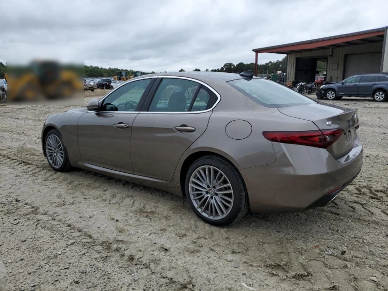 Alfa Romeo Giulia TI* KEYLESS* ЗАДНА КАМЕРА* ПОДГРЕВ, снимка 2 - Автомобили и джипове - 48754404