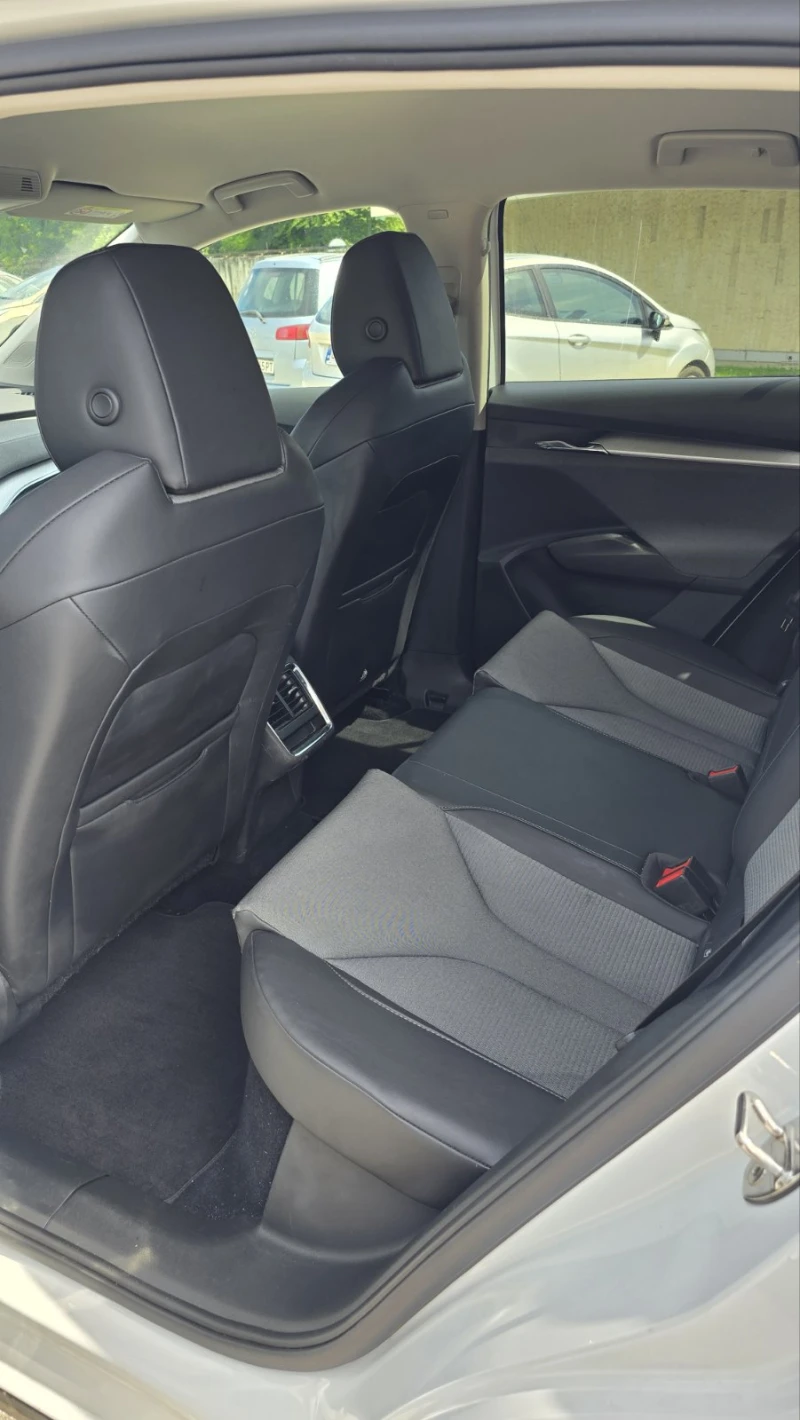 Skoda Enyaq, снимка 7 - Автомобили и джипове - 52080770