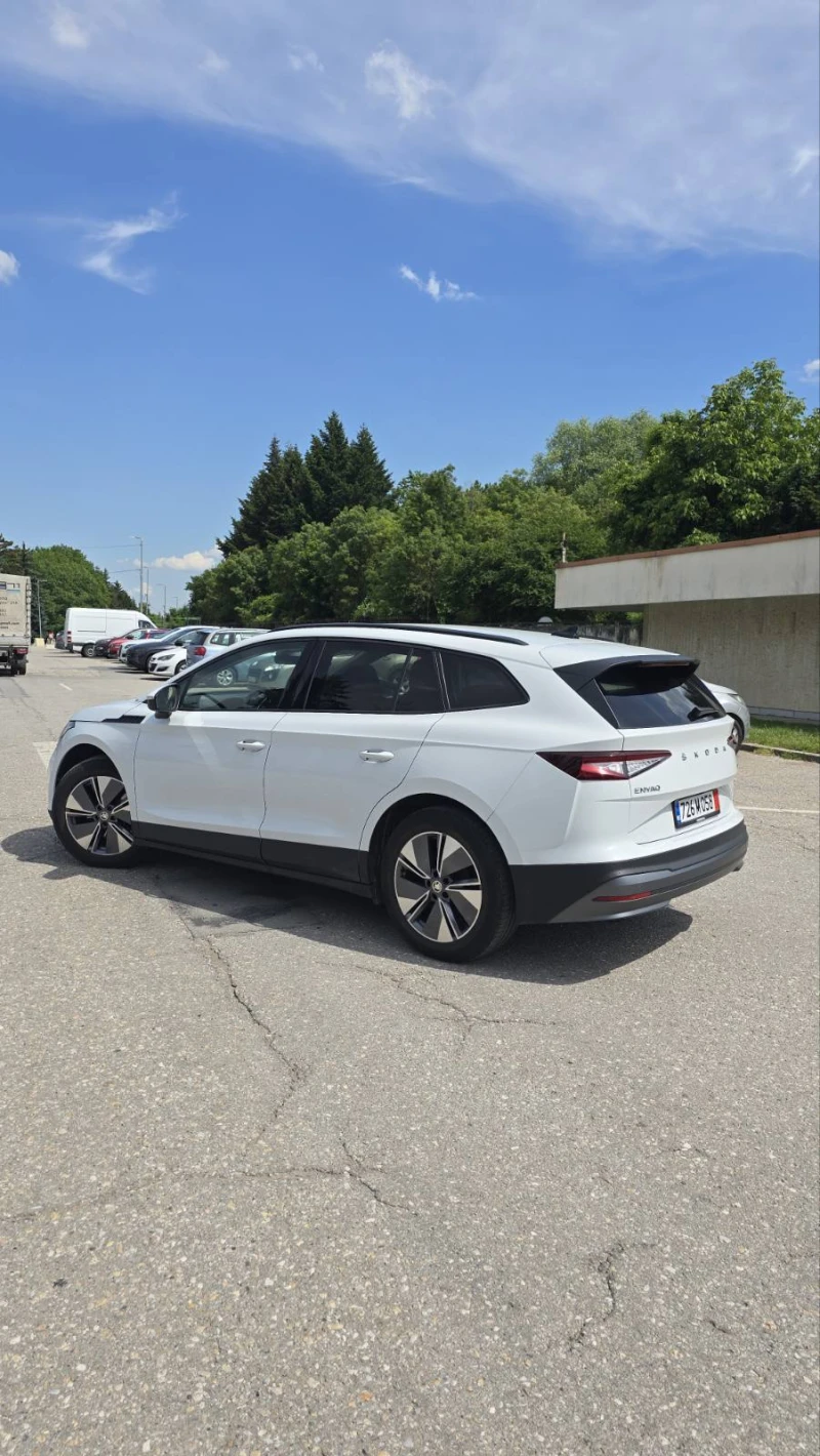 Skoda Enyaq, снимка 3 - Автомобили и джипове - 52080770