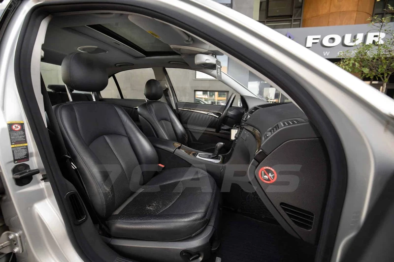 Mercedes-Benz E 500, снимка 9 - Автомобили и джипове - 51534597