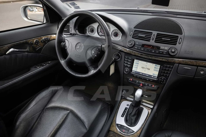 Mercedes-Benz E 500, снимка 8 - Автомобили и джипове - 51534597
