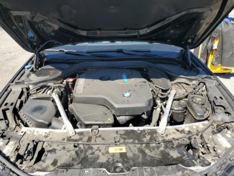 BMW 530E М-sport, снимка 11 - Автомобили и джипове - 52355931