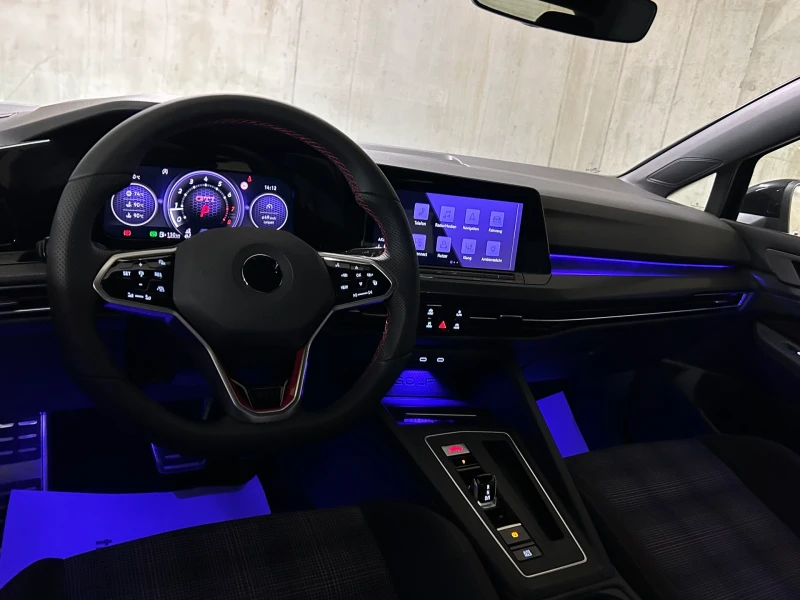 VW Golf GTI, снимка 8 - Автомобили и джипове - 52507764