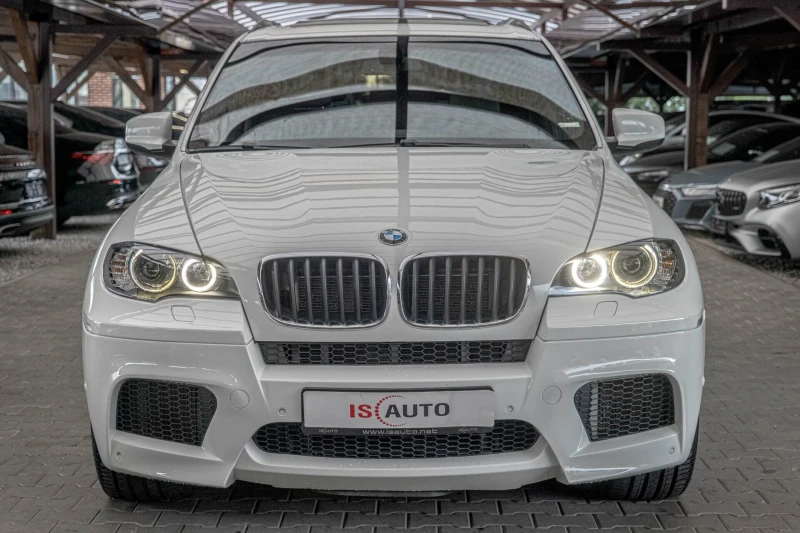 BMW X5M PDC/HuD/BiXenon/Soft Close/Камера/Adaptive Drive