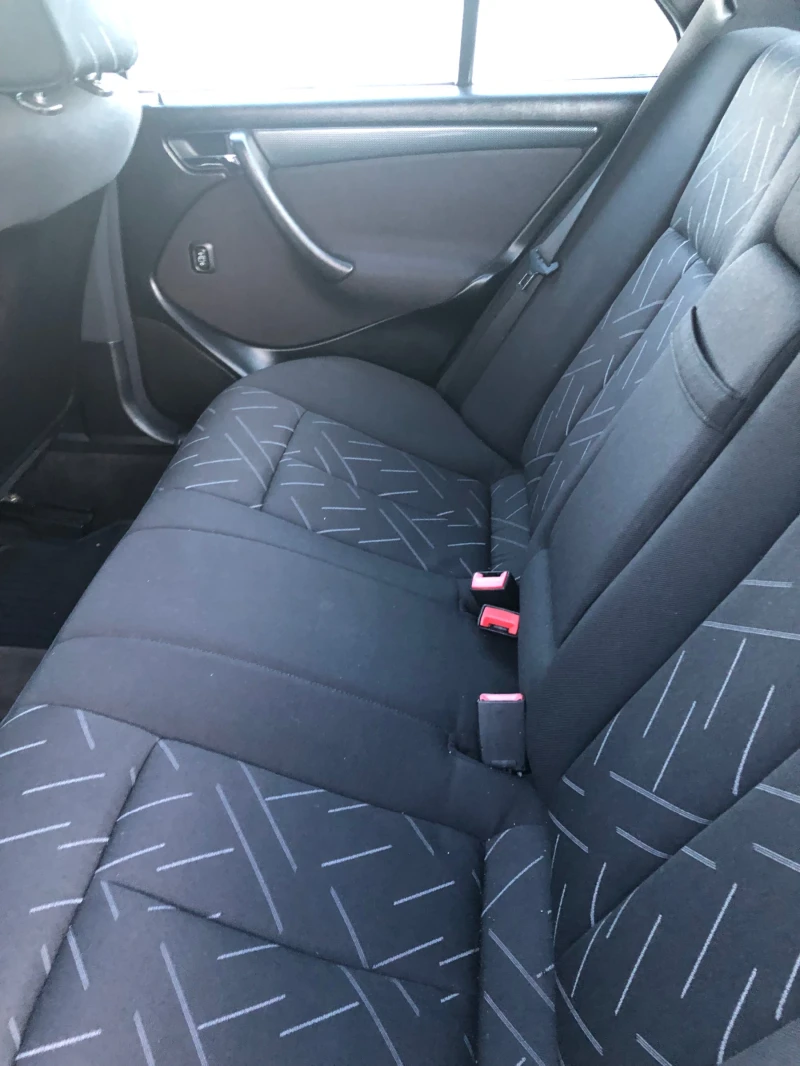 Mercedes-Benz C 220 C220CDI Sport, снимка 6 - Автомобили и джипове - 52532370