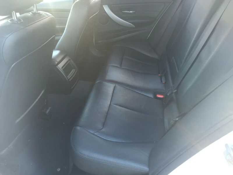 BMW 318 2.0 Touring 143 к.с., снимка 8 - Автомобили и джипове - 52739367