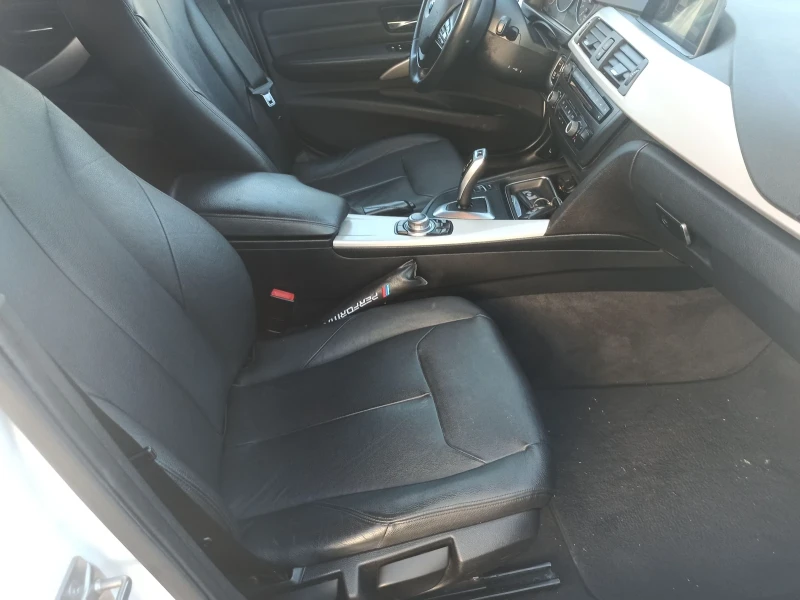 BMW 318 2.0 Touring 143 к.с., снимка 15 - Автомобили и джипове - 52739367