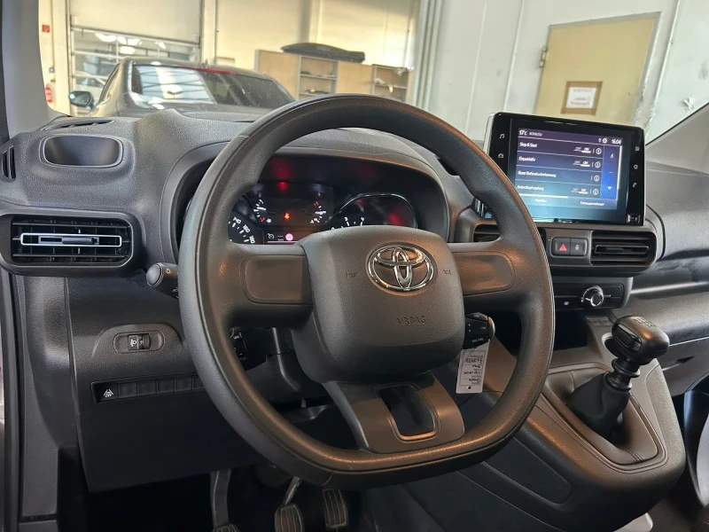 Toyota Proace City 1.2-TURBO/110HP/VERSO/PDC/ACC/BSA/CPLAY/L.ASS/990f, снимка 11 - Автомобили и джипове - 52749124