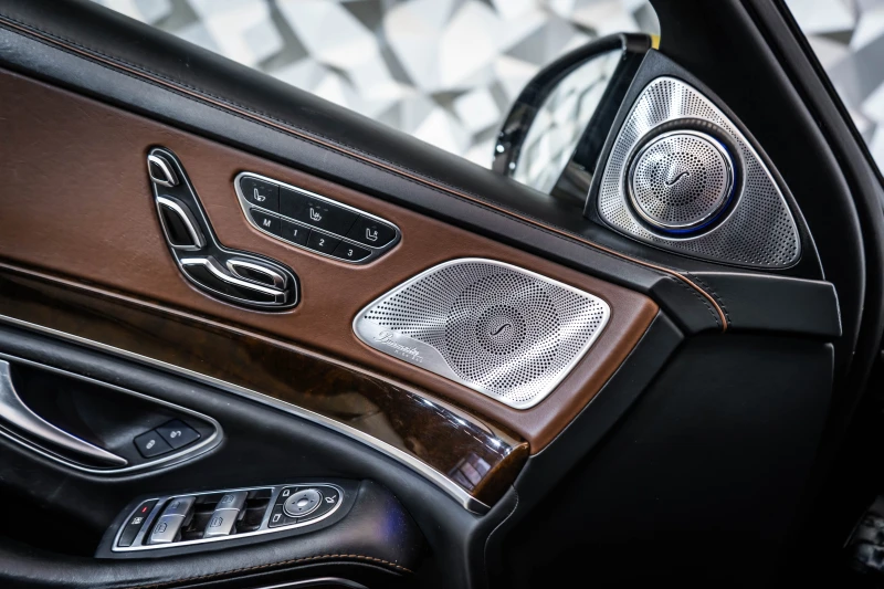 Mercedes-Benz S 500 Maybach 4M * Multimedia* FirstCl* Headup* Burm, снимка 16 - Автомобили и джипове - 53123638