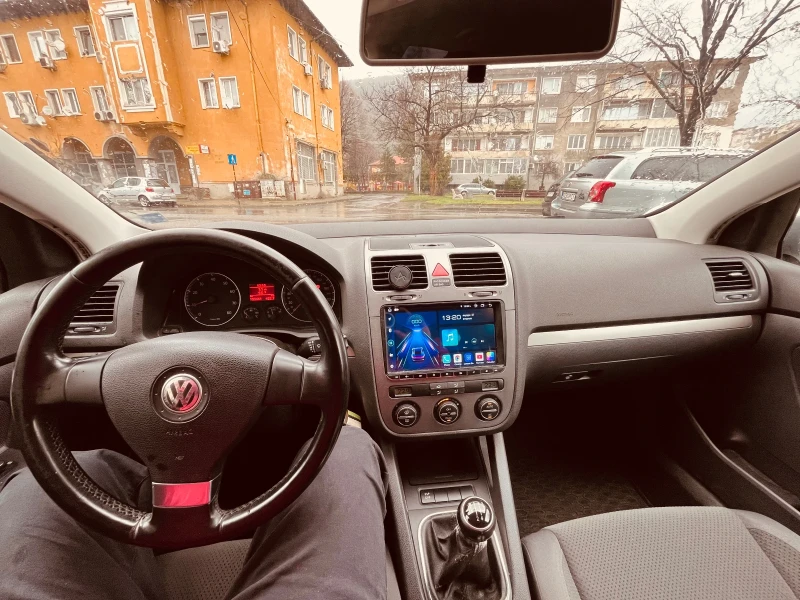 VW Golf 1.6, снимка 7 - Автомобили и джипове - 53213094