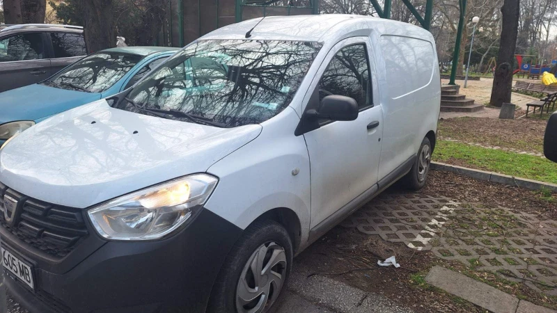 Dacia Dokker, снимка 3 - Автомобили и джипове - 53293195