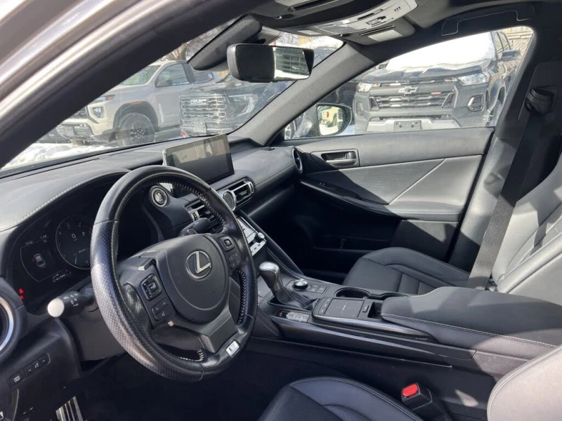 Lexus IS 350 F Sport* AWD* АвтоКредит* (ЦЕНА ДО БГ), снимка 8 - Автомобили и джипове - 53392945