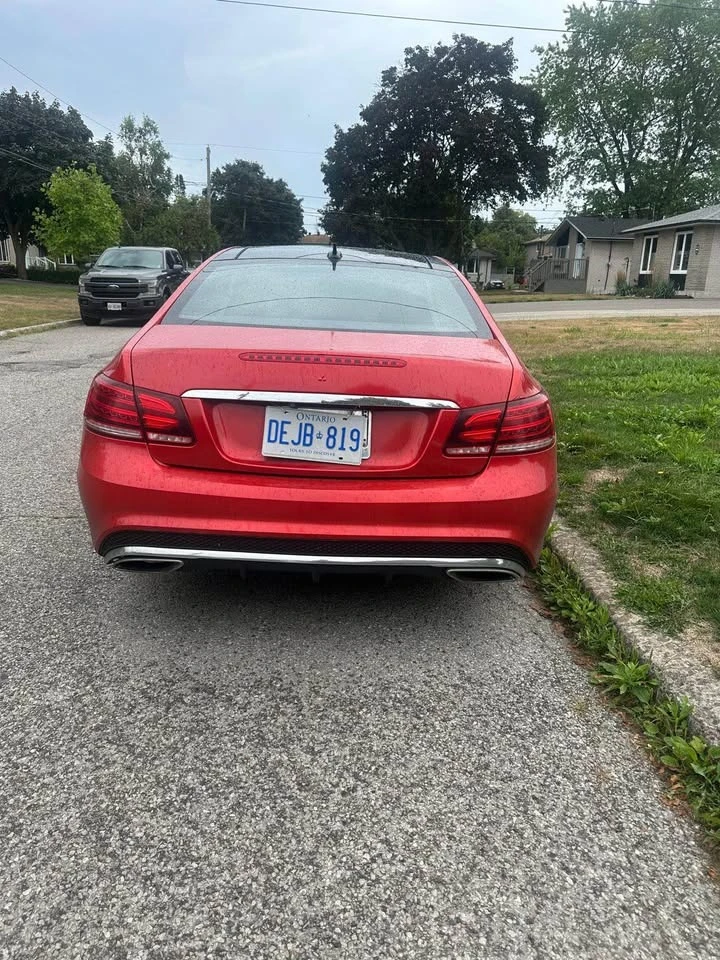 Mercedes-Benz E 350 4MATIC * * CARFAX * * АВТОКРЕДИТ * *  - изображение 3