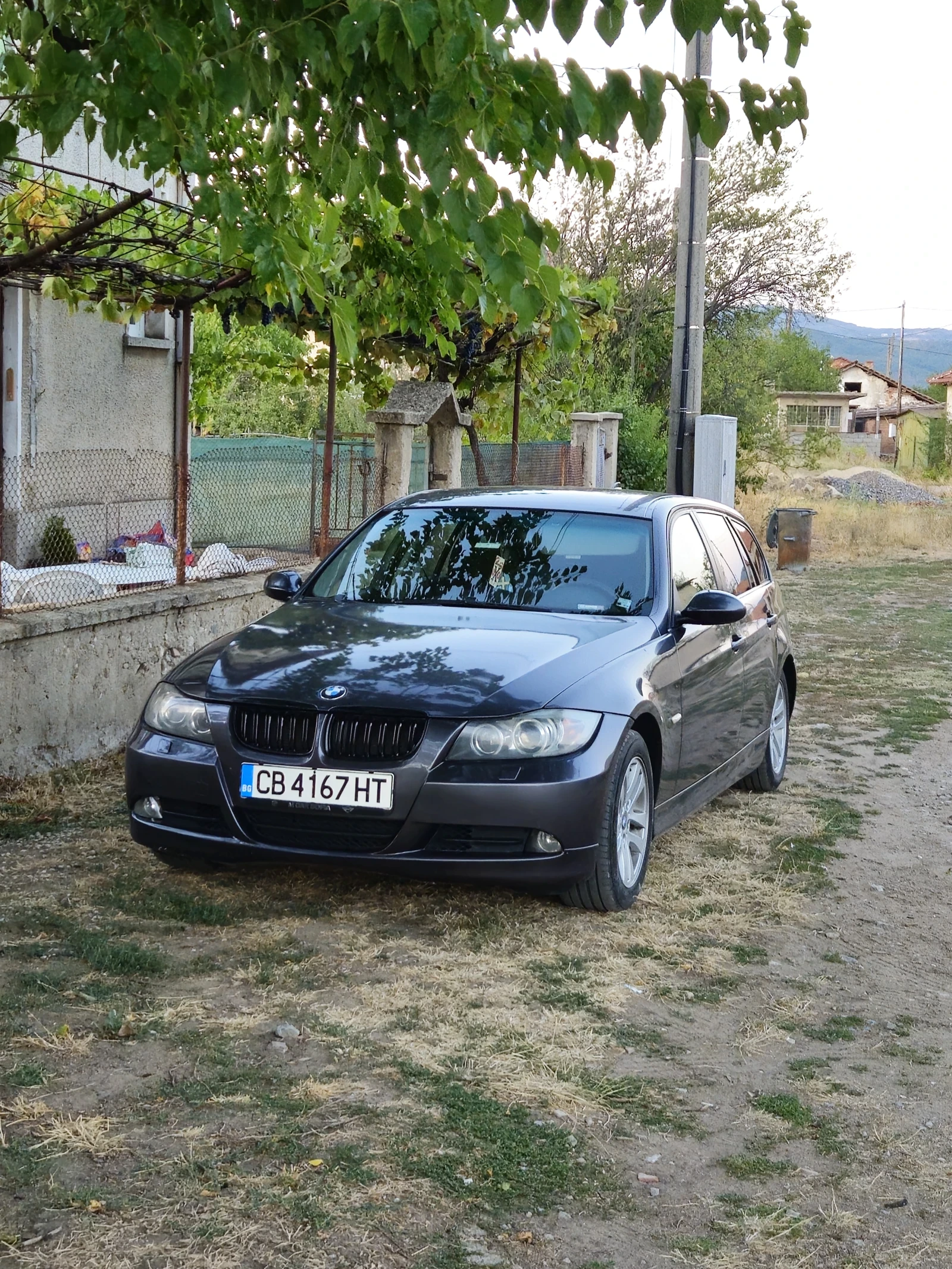 BMW 320, снимка 1