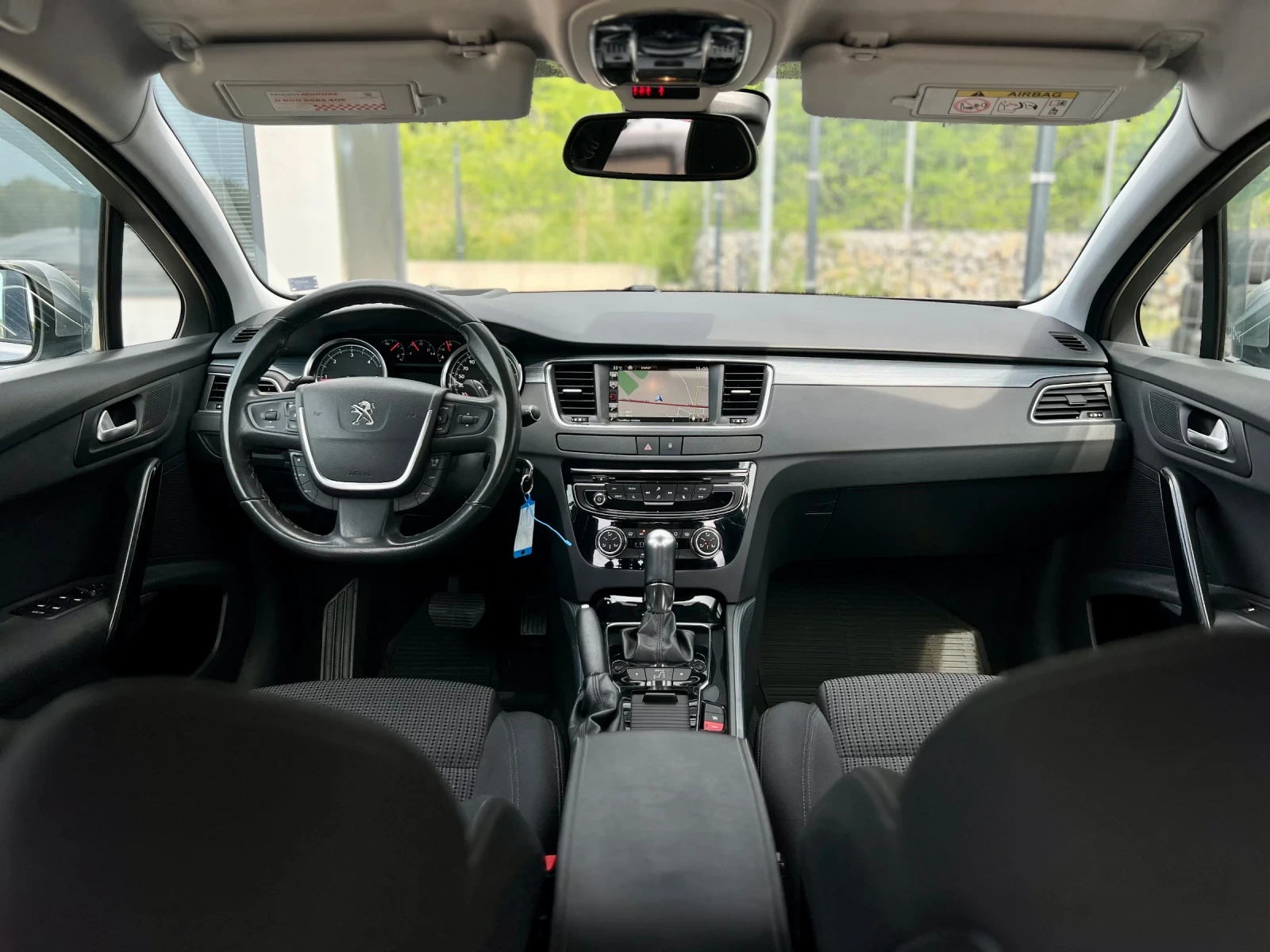 Peugeot 508 НАПЪЛНО ОБСЛУЖЕН АВТОМОБИЛ / АВТОМАТИК - изображение 7