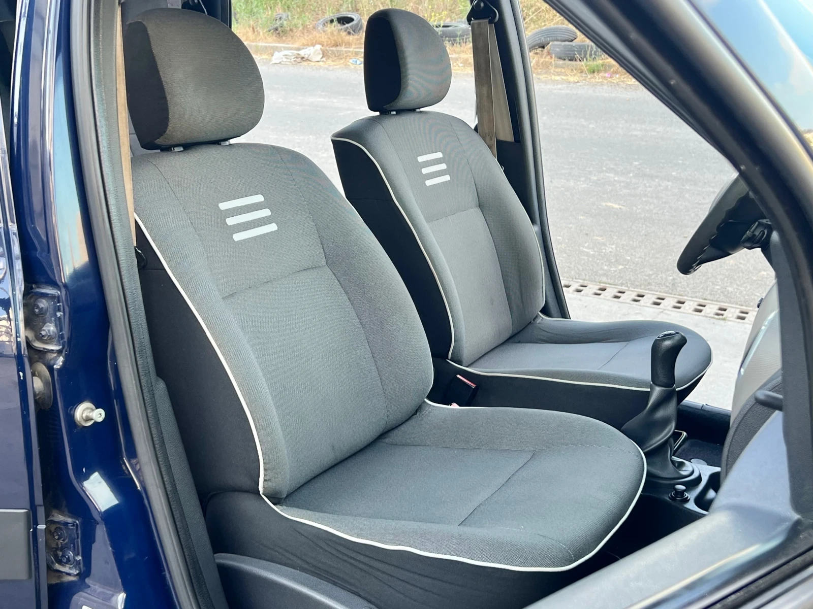 Dacia Logan 1.5 DCl 2013г - изображение 10