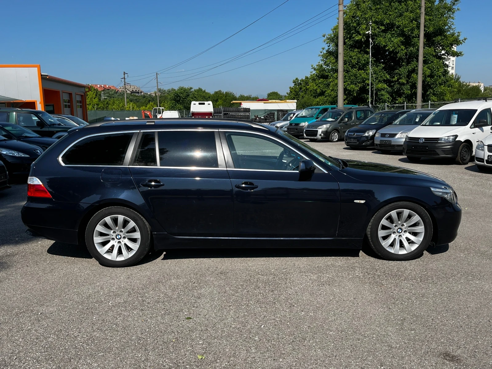 BMW 525 3.0д М57 197кс Фейслифт - изображение 6