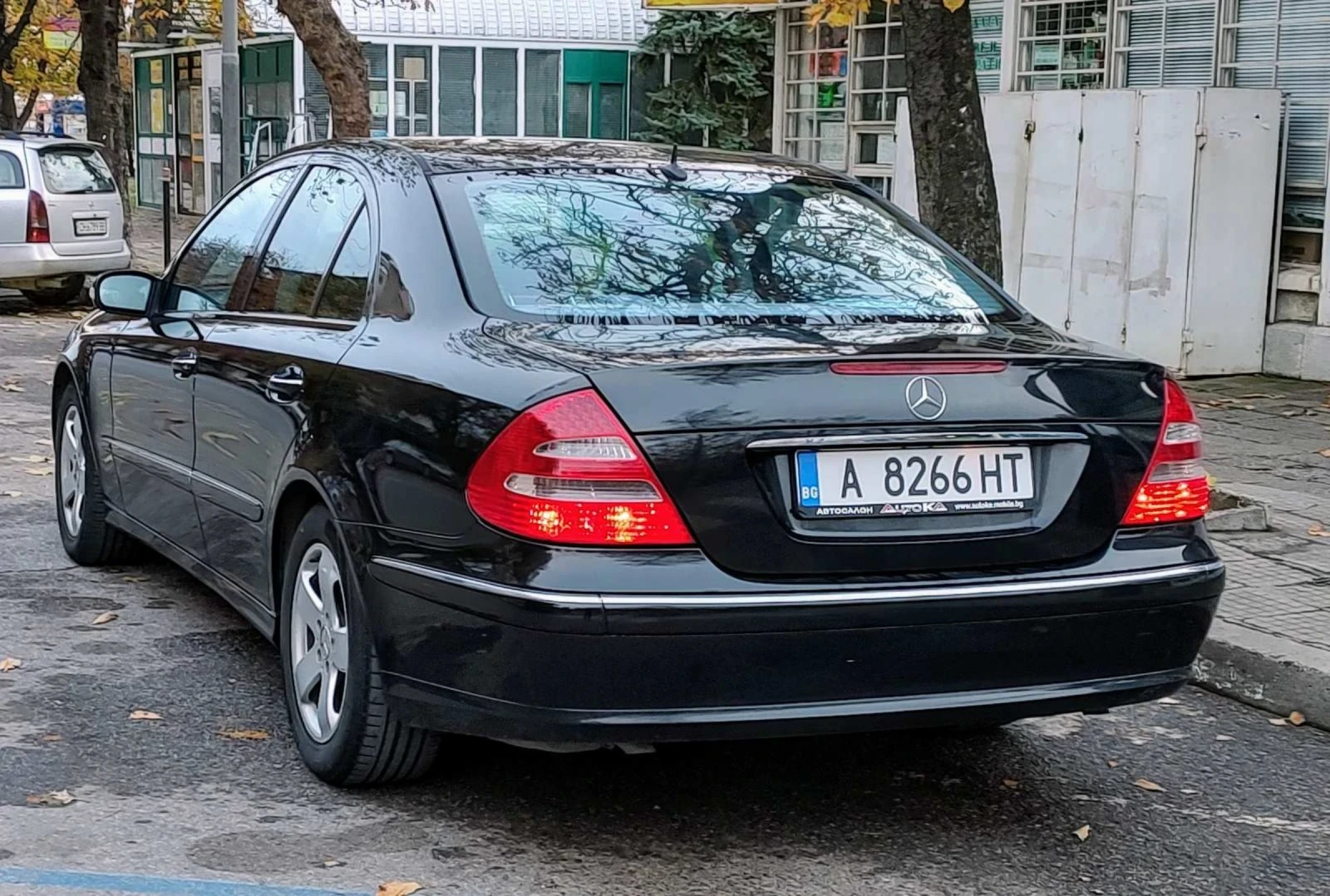 Mercedes-Benz E 280 320 - изображение 6