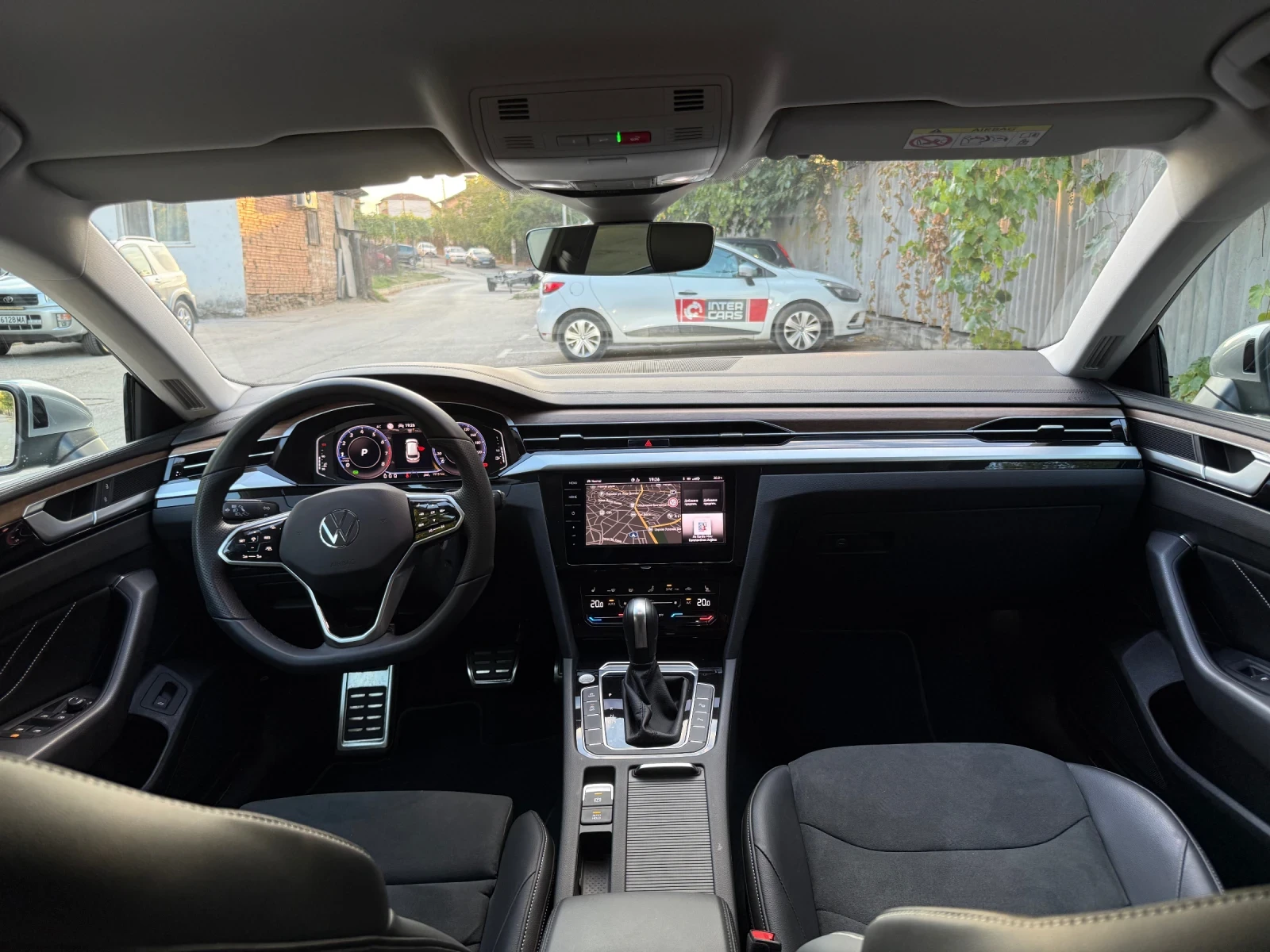 VW Arteon 2.0 TSI 7DSG в Гаранция - изображение 9