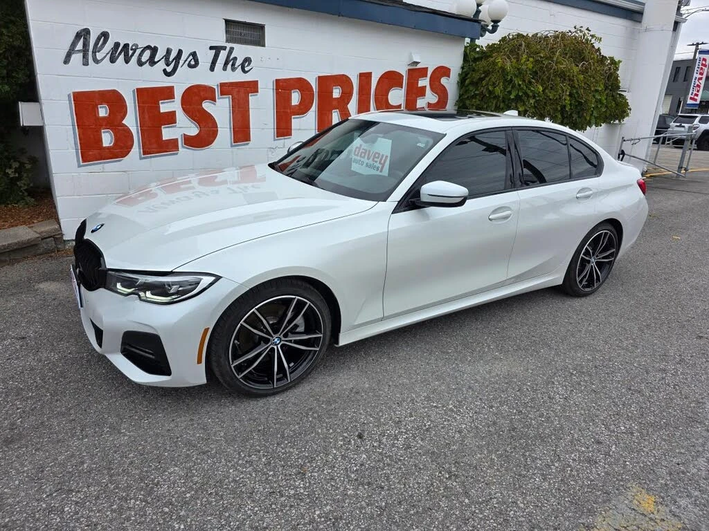 BMW 330 3 Series 330i* xDrive* АвтоКредит* (ЦЕНА ДО БГ) - изображение 3