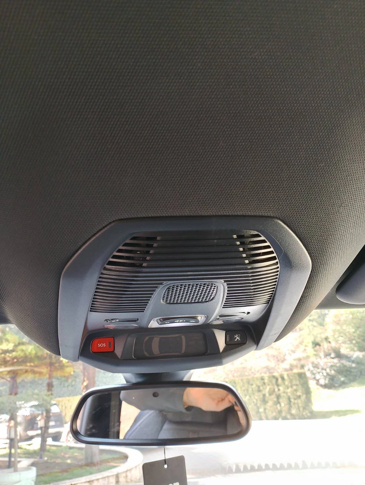 Peugeot 5008 1.5 GTline, снимка 15 - Автомобили и джипове - 53739217