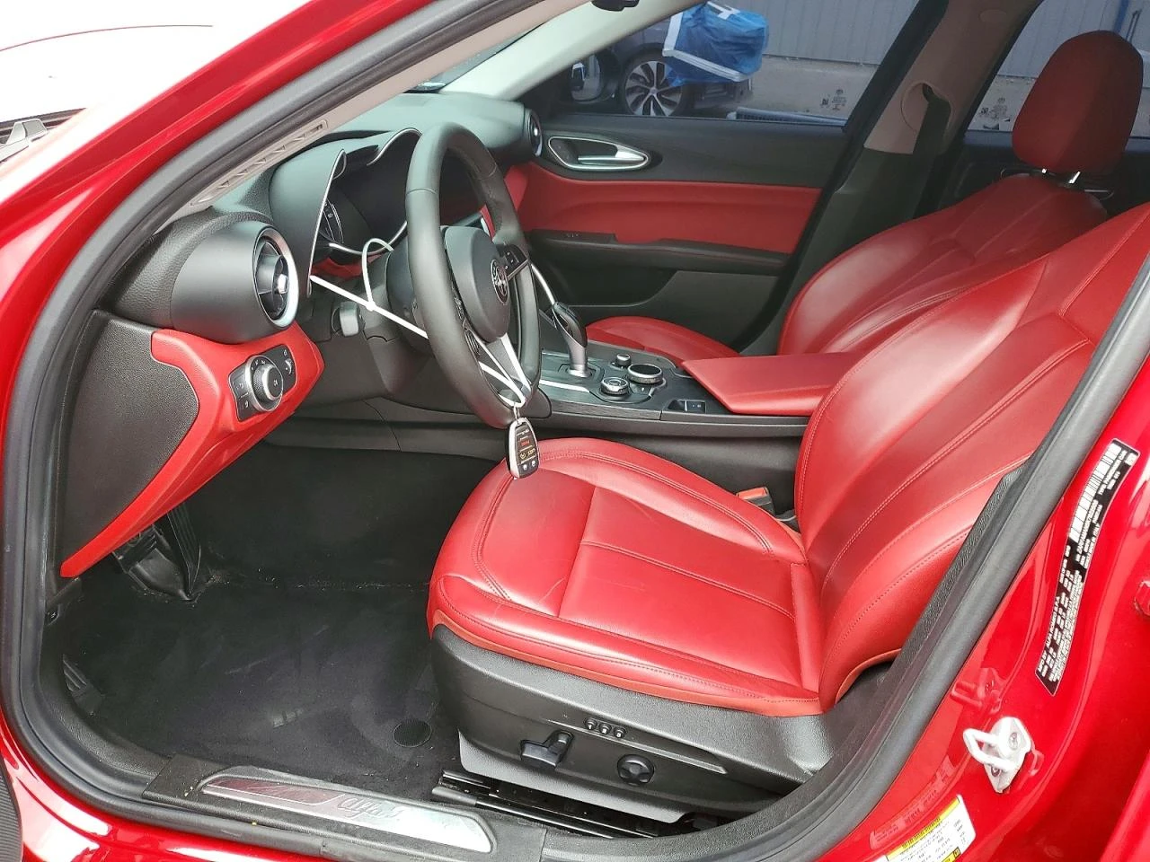 Alfa Romeo Giulia 2.0l, снимка 7 - Автомобили и джипове - 53907216