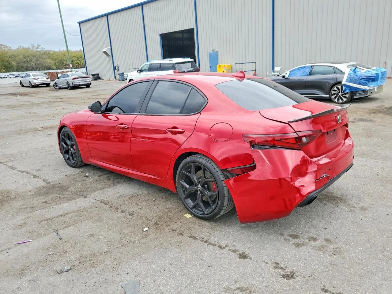 Alfa Romeo Giulia 2.0l, снимка 2 - Автомобили и джипове - 53907216