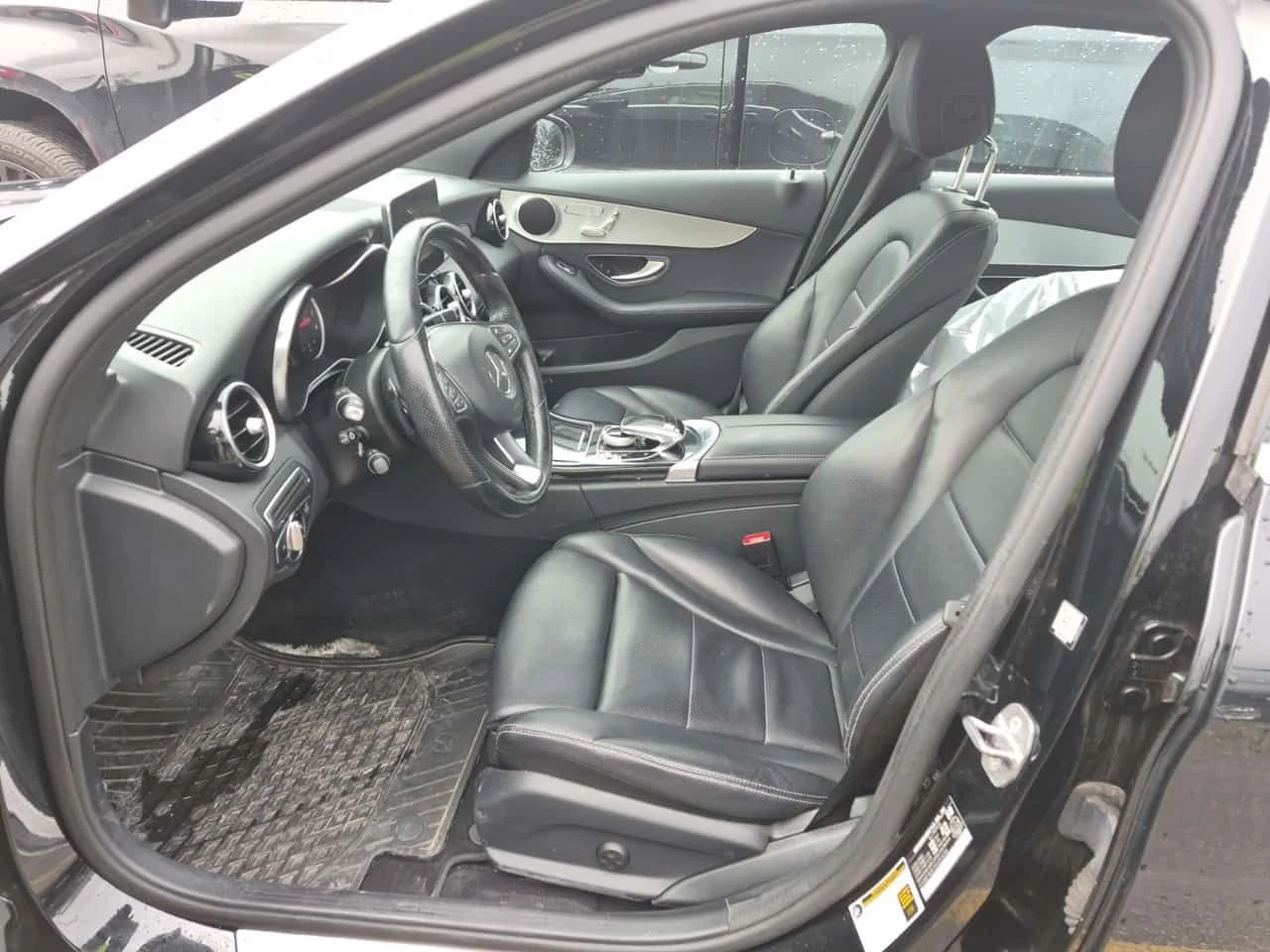 Mercedes-Benz C 300 * CARFAX * ЦЕНА ДО БГ, снимка 5 - Автомобили и джипове - 53953986