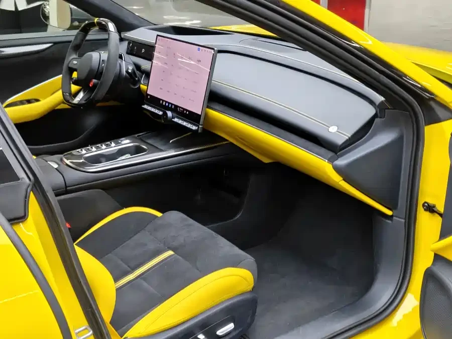 Xiaomi SU7 Ultra, снимка 17 - Автомобили и джипове - 54138777