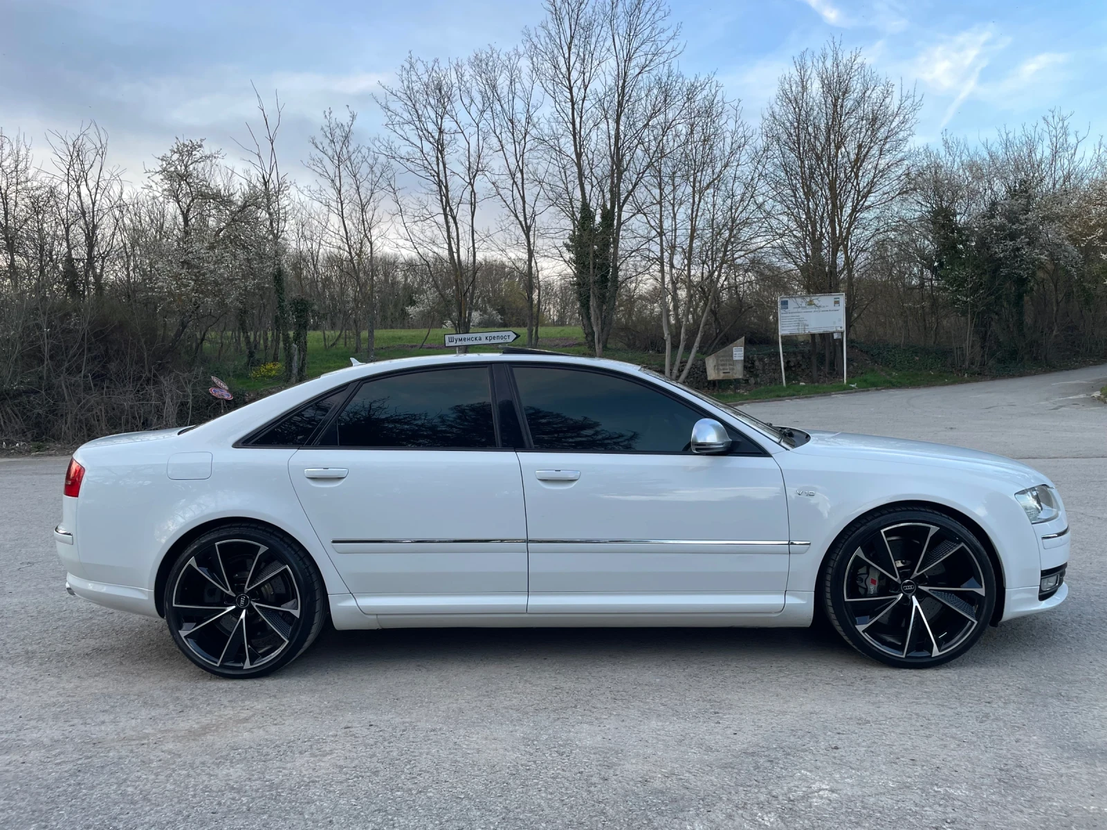 Audi S8 V10 5.2 FULL-CERAMICA-CAMERA-B&O-МАСАЖ-ВАКУМ-DISTR, снимка 3 - Автомобили и джипове - 54257353